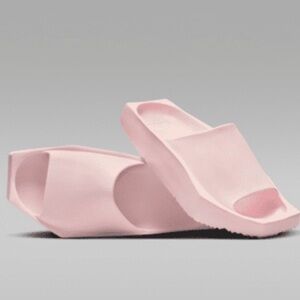 Nike Air Jordan Hex Slides in Legend Pink Size 8